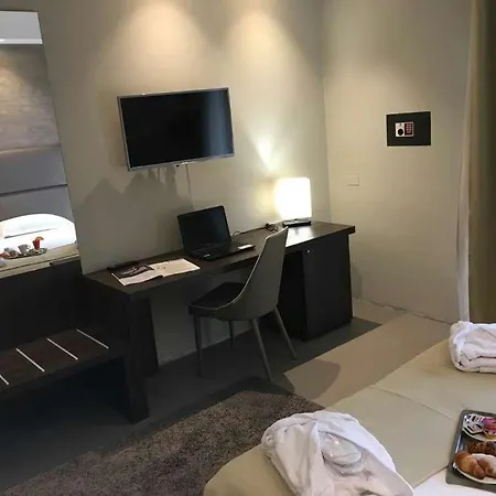 米兰欢迎您酒店 酒店