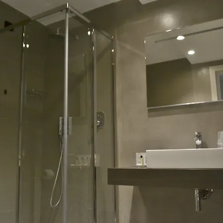 Ξενοδοχείο Welcome 3*