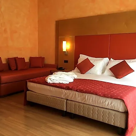 Welcome Hotel 3*