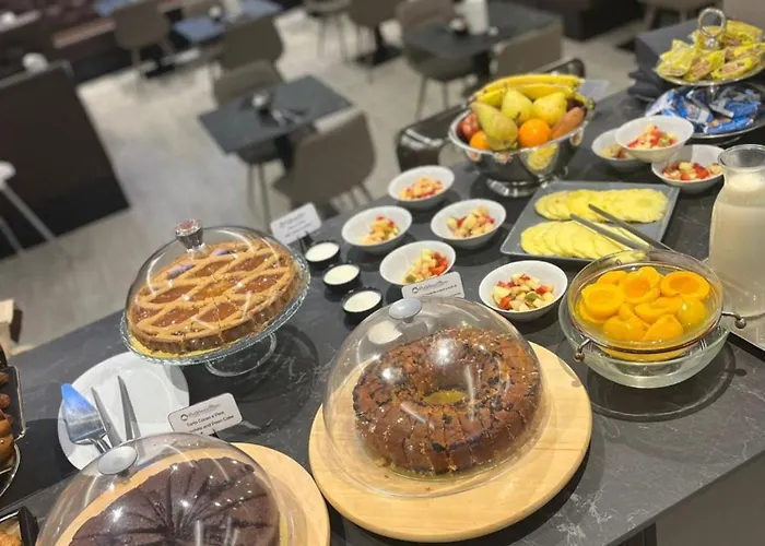 米兰欢迎您酒店 3*