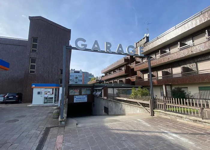 米兰欢迎您酒店 3*