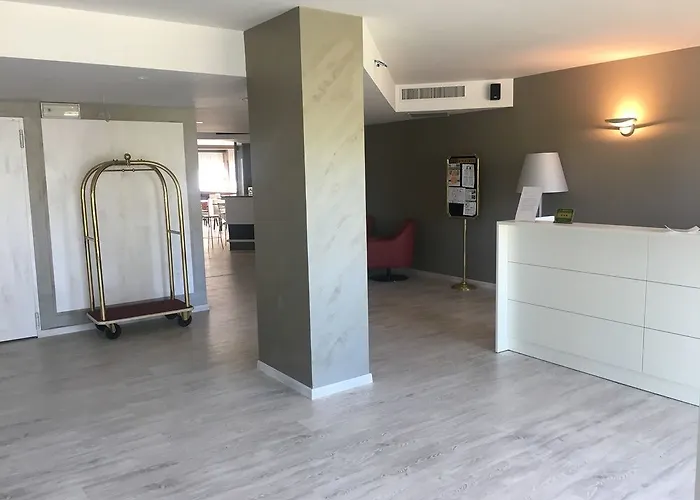 米兰欢迎您酒店 酒店 3*