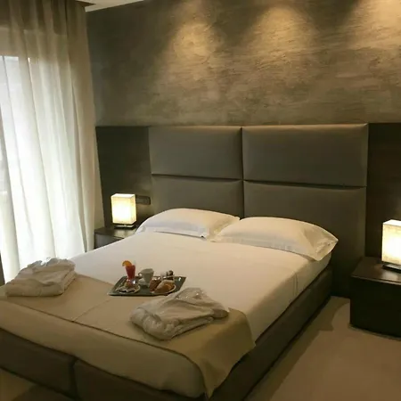 Welcome Hotel 3*