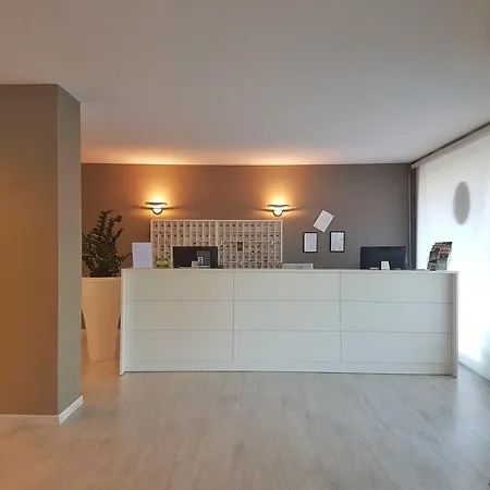 Welcome Hotel