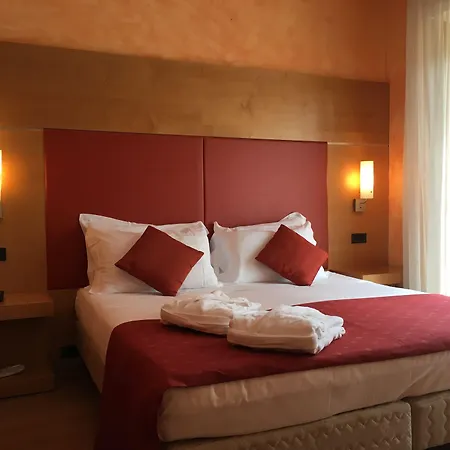 Отель Welcome 3*